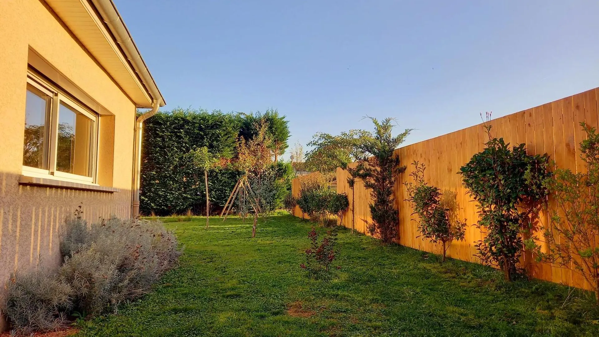 Les Zinnias Villa 3 Chambres 4 Lits 2 Sdb Terrasse & Jardin Riorges